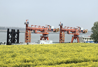 華新故事 | 全國“首臺(tái)套”背后的紅色力量